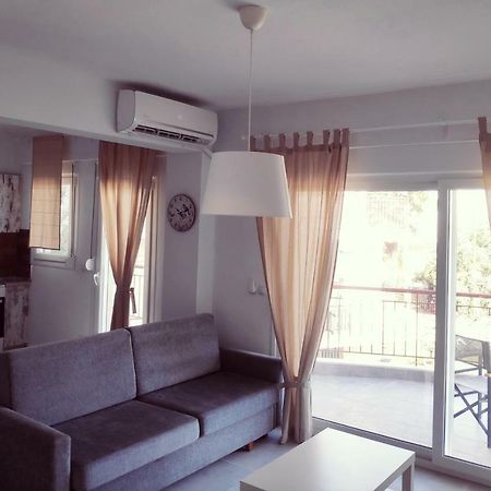 Melistalia Appartment 1 尼亚米卡尼奥纳 外观 照片