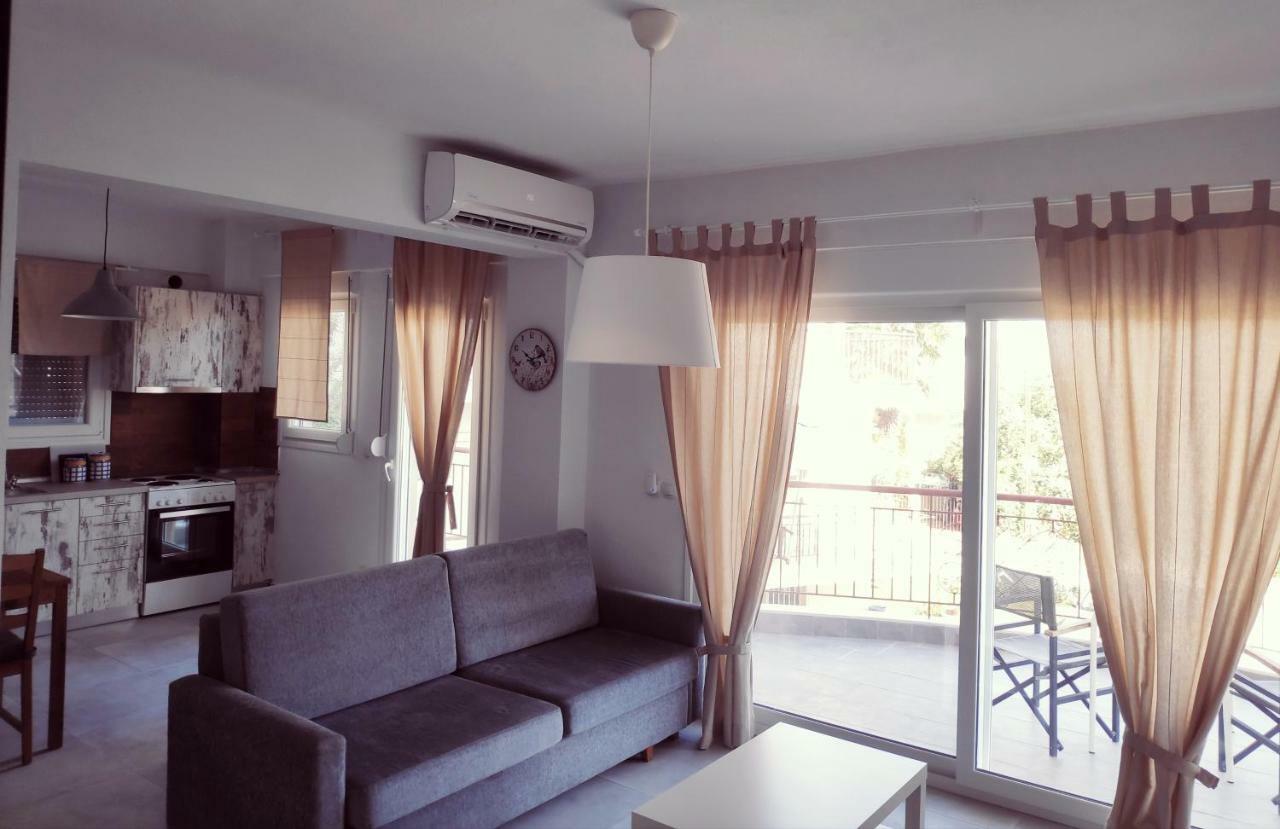 Melistalia Appartment 1 尼亚米卡尼奥纳 外观 照片