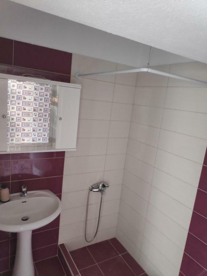 Melistalia Appartment 1 尼亚米卡尼奥纳 外观 照片